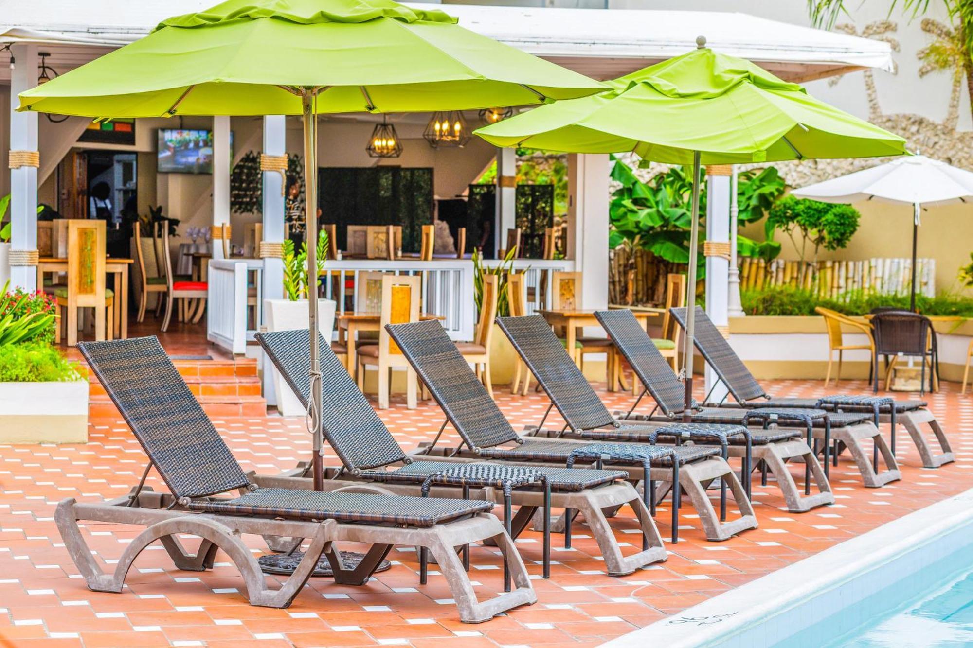 Blue Horizon Hotel Rockley Buitenkant foto